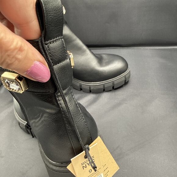 Madden NYC Women's Black Rhinestone Chain Zip Lug Sole Chelsie Ankle Boots Sz 9 - Picture 3 of 13